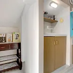 Petite Paradise